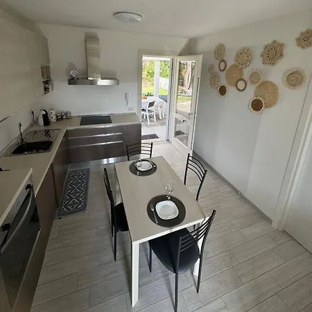 Dom wakacyjny Casa Kia - Pet Friendly Valledoria (Sardinia)